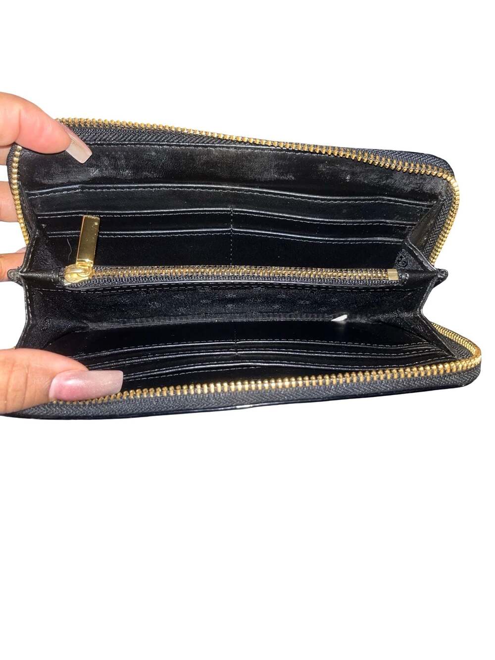 Tory Burch Black Patent Leather Continental Zip Wallet - Picture 6 of 9
